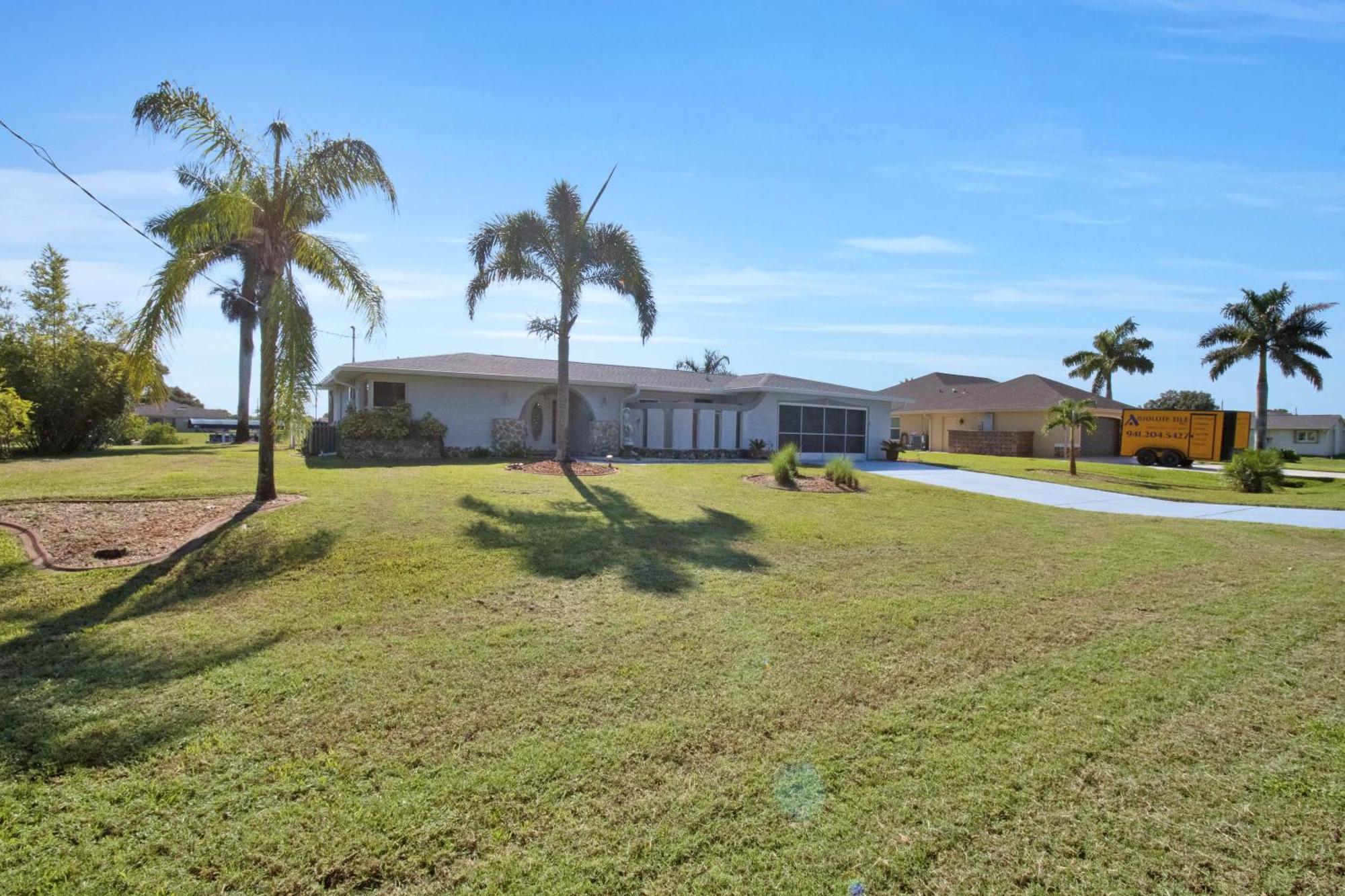 Pet Friendly Canal Front 3-Bedroom Grand Villa With Pool, Linai And Dock Port Charlotte Exterior foto